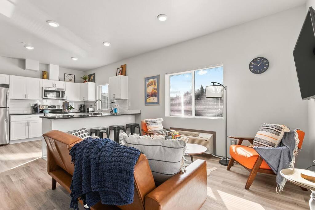 New 2 Bed 2 Bath Near Perry District And Dt Lägenhet Spokane Exteriör bild