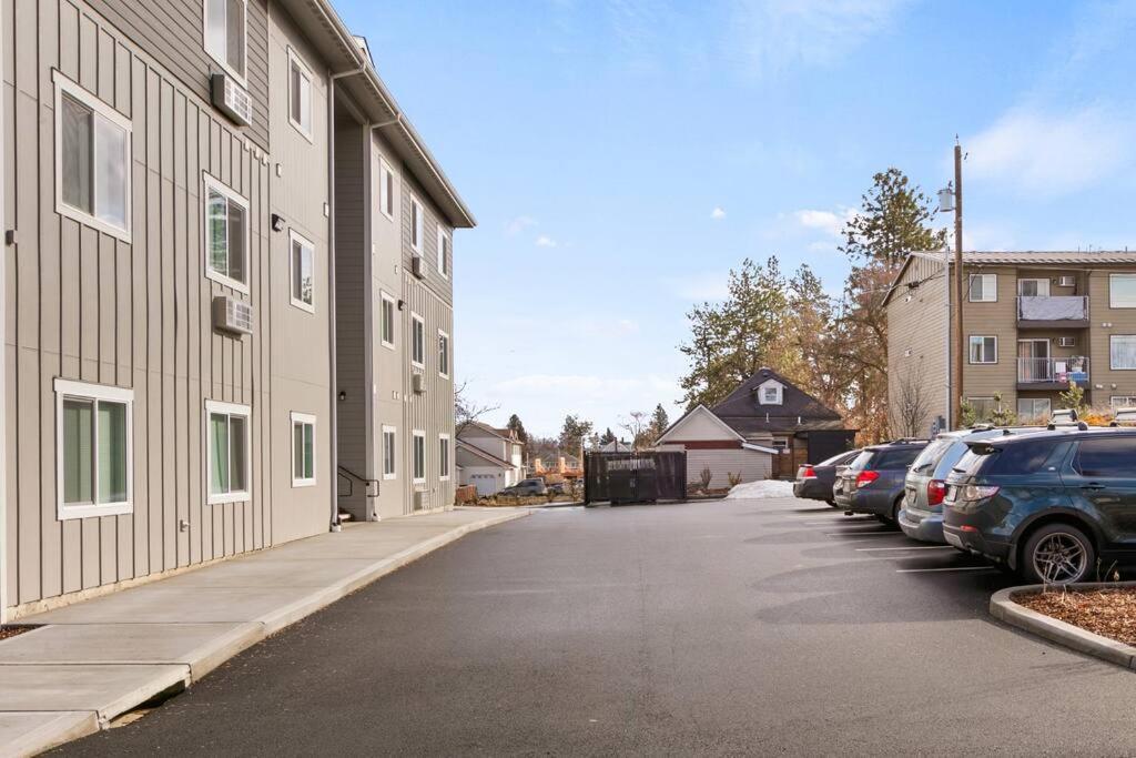 New 2 Bed 2 Bath Near Perry District And Dt Lägenhet Spokane Exteriör bild
