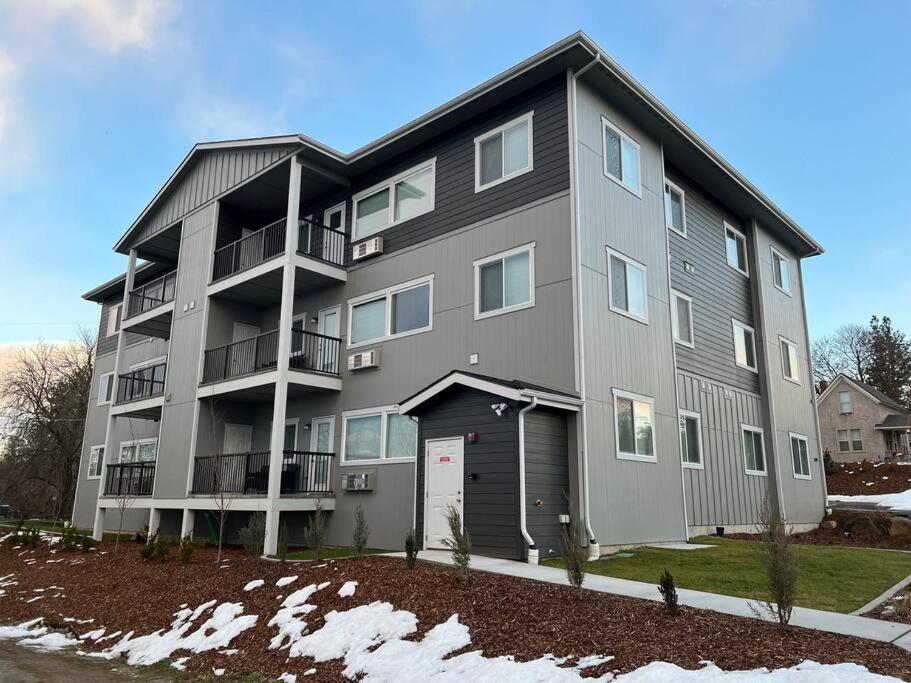New 2 Bed 2 Bath Near Perry District And Dt Lägenhet Spokane Exteriör bild
