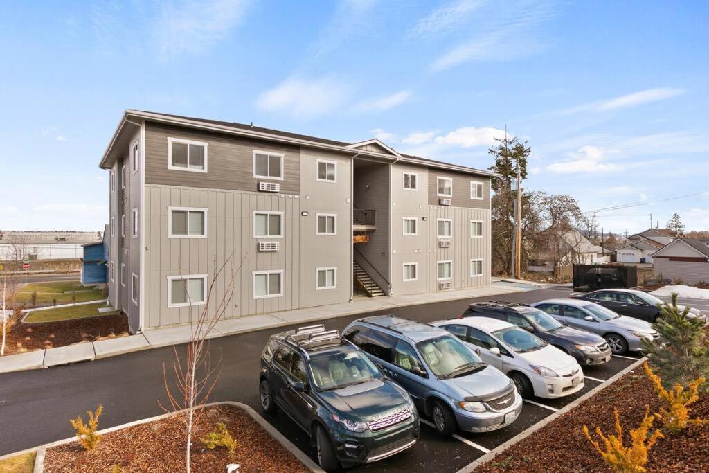 New 2 Bed 2 Bath Near Perry District And Dt Lägenhet Spokane Exteriör bild